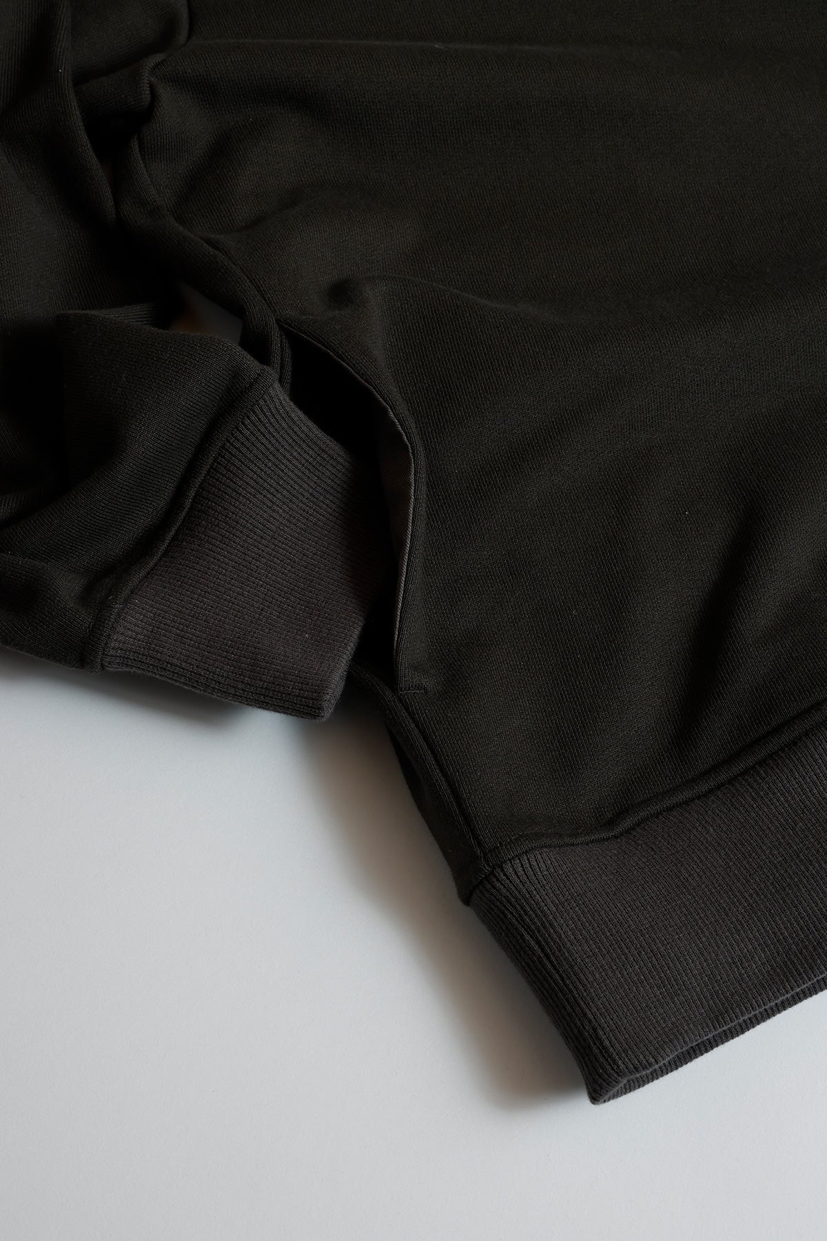 CIRCLE PATCH HOODIE (BLACK)