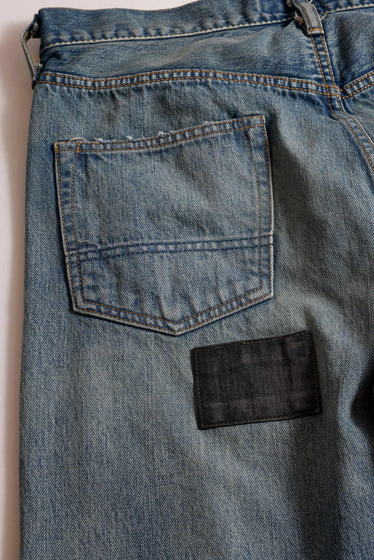 CLASSIC STRAIGHT DENIM CS134