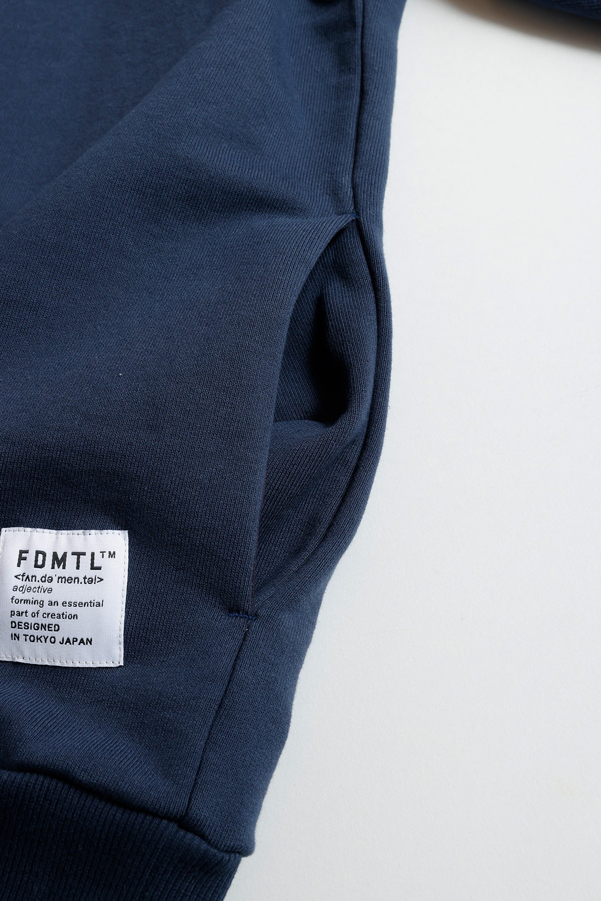 LOGO SWEAT HOODIE (NAVY)