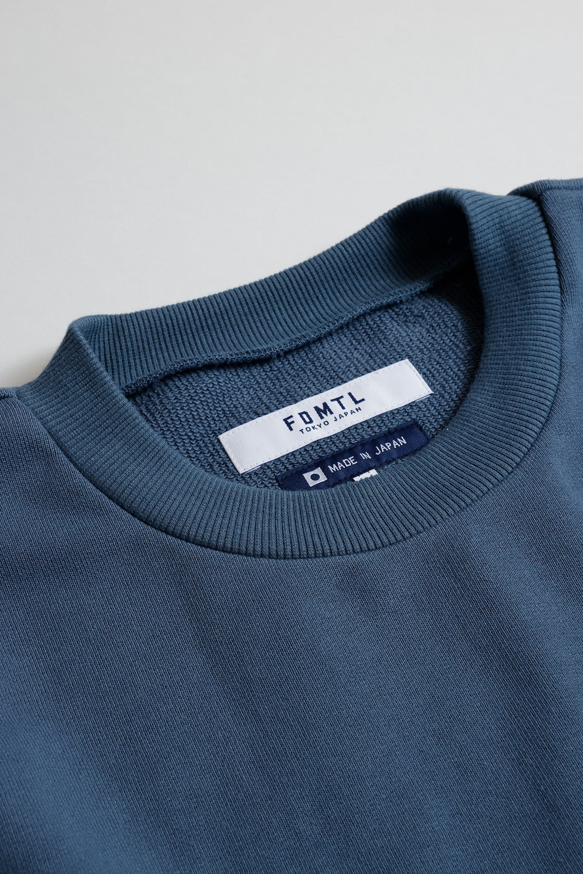 CIRCLE PATCH HOODIE (NAVY)