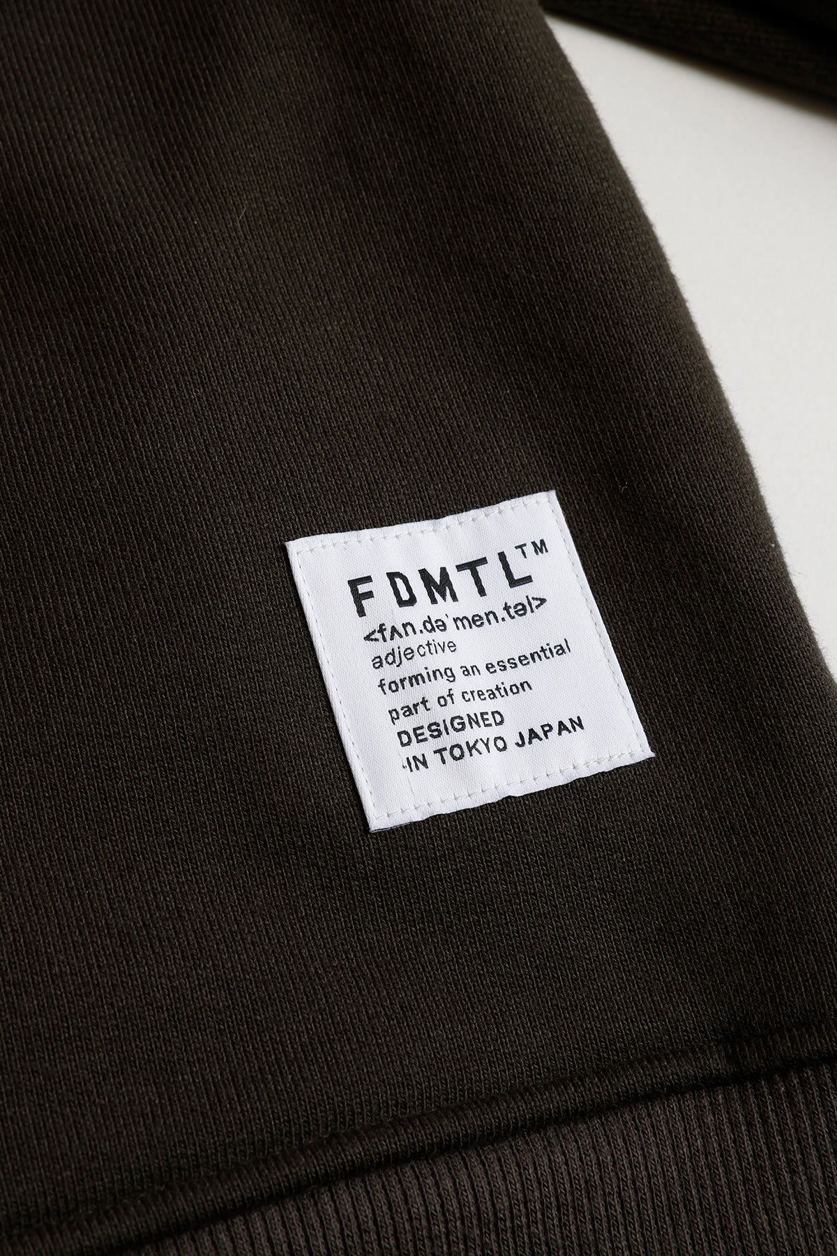 CIRCLE PATCH SWEAT SHIRT (BLACK)