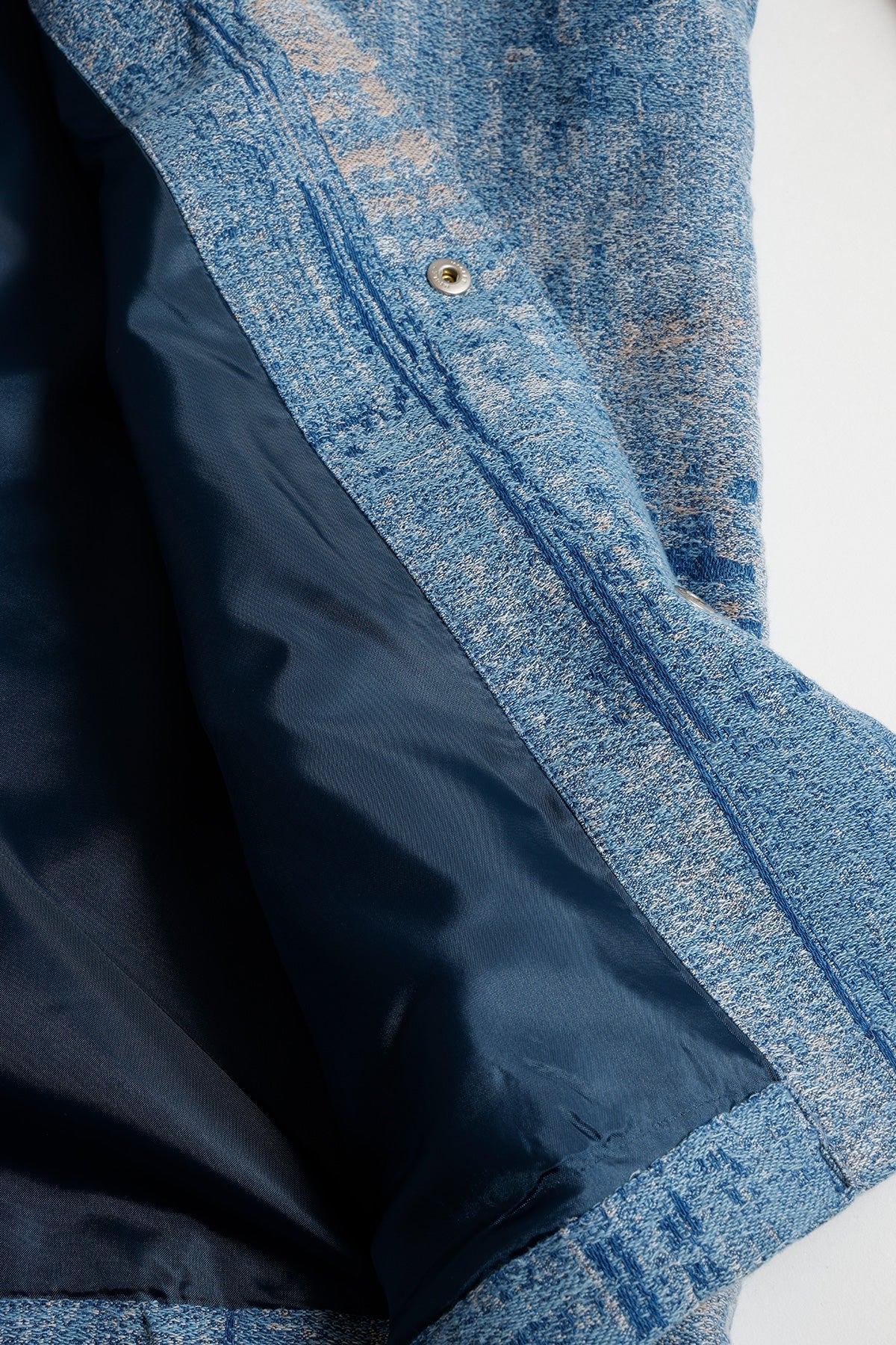 BORO JAQUARD COACH 3YR WASH