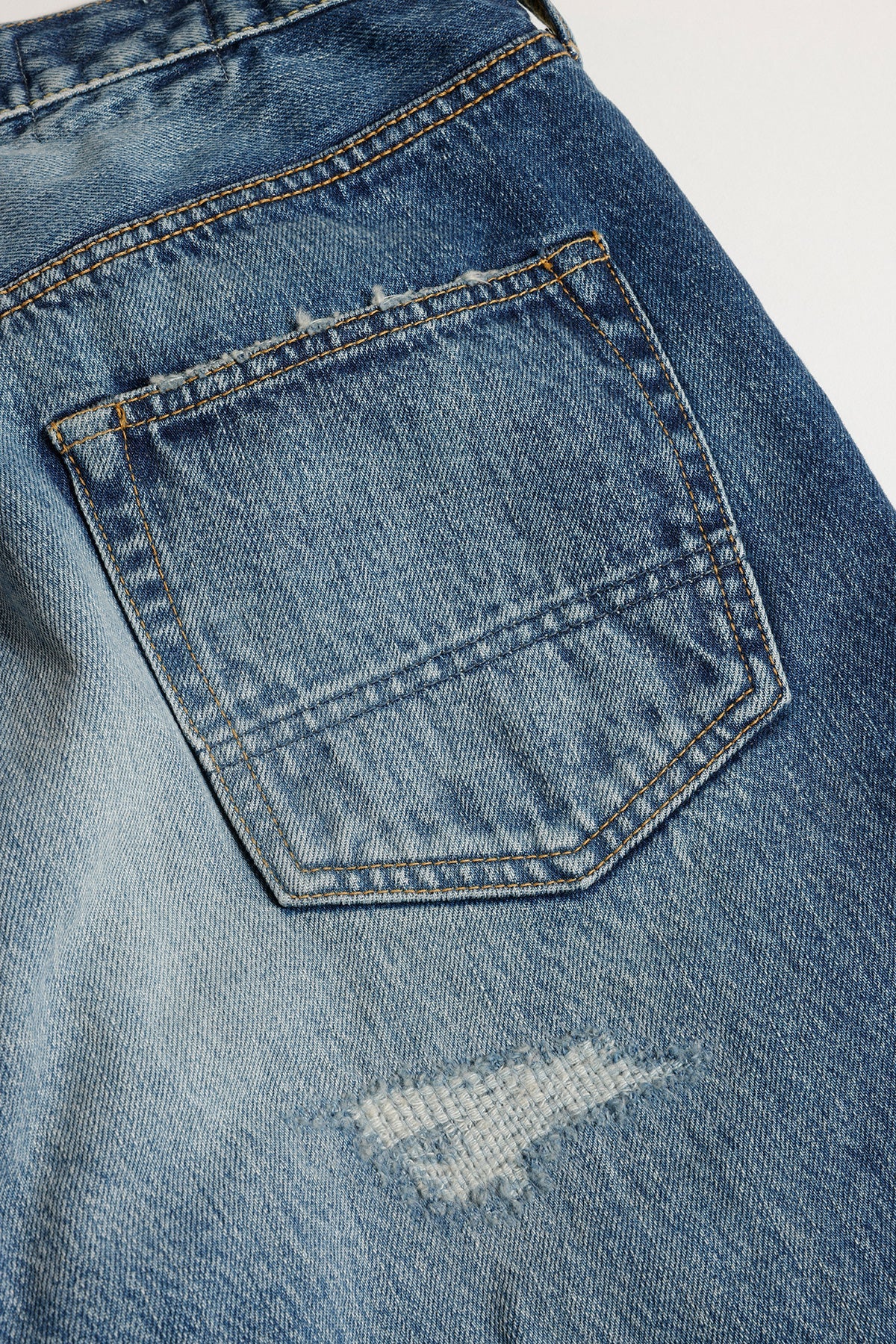 CLASSIC FIT DENIM CS128