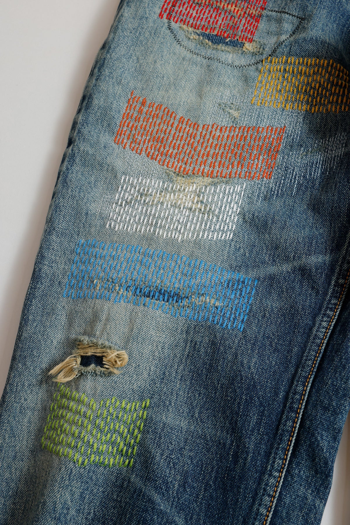 CLASSIC FIT DENIM CS129