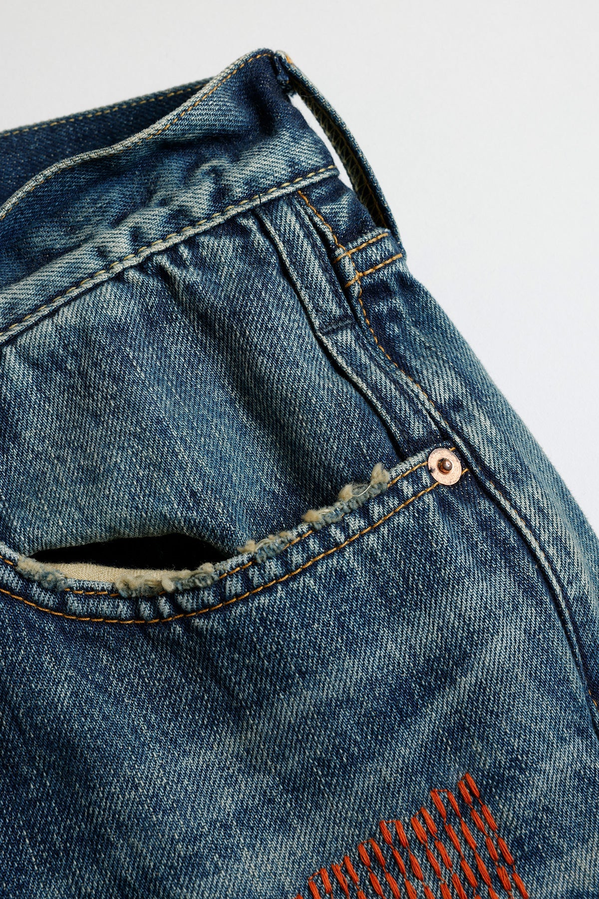 CLASSIC FIT DENIM CS129