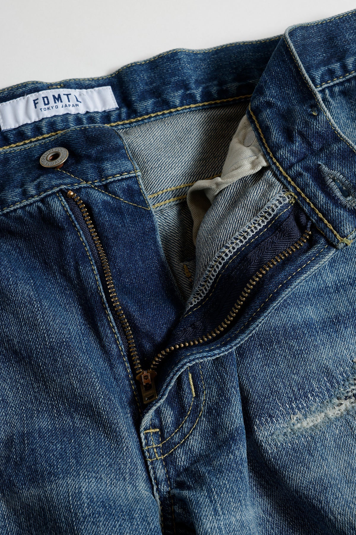 SLIM FIT DENIM CS130