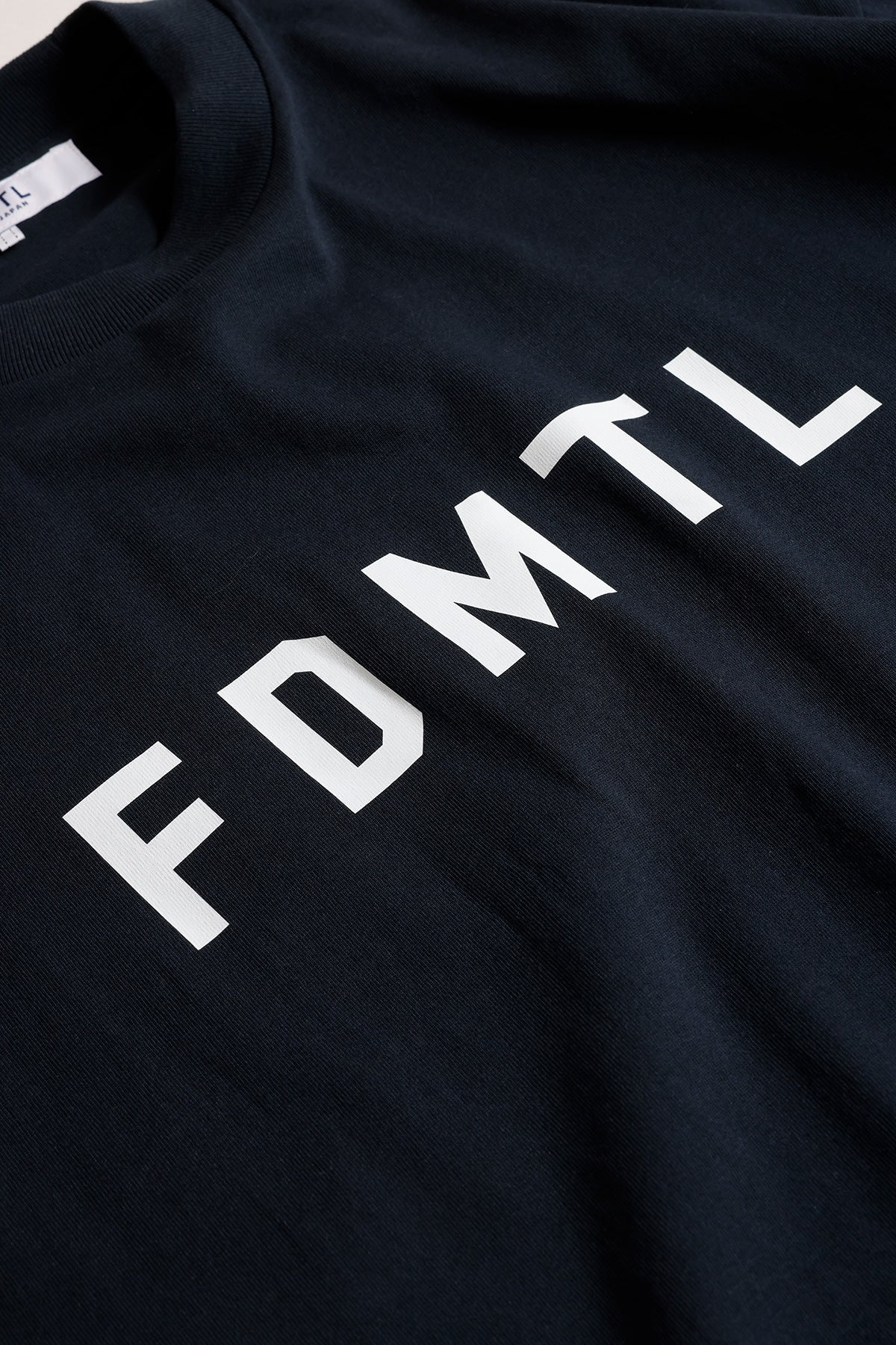 LOGO TEE