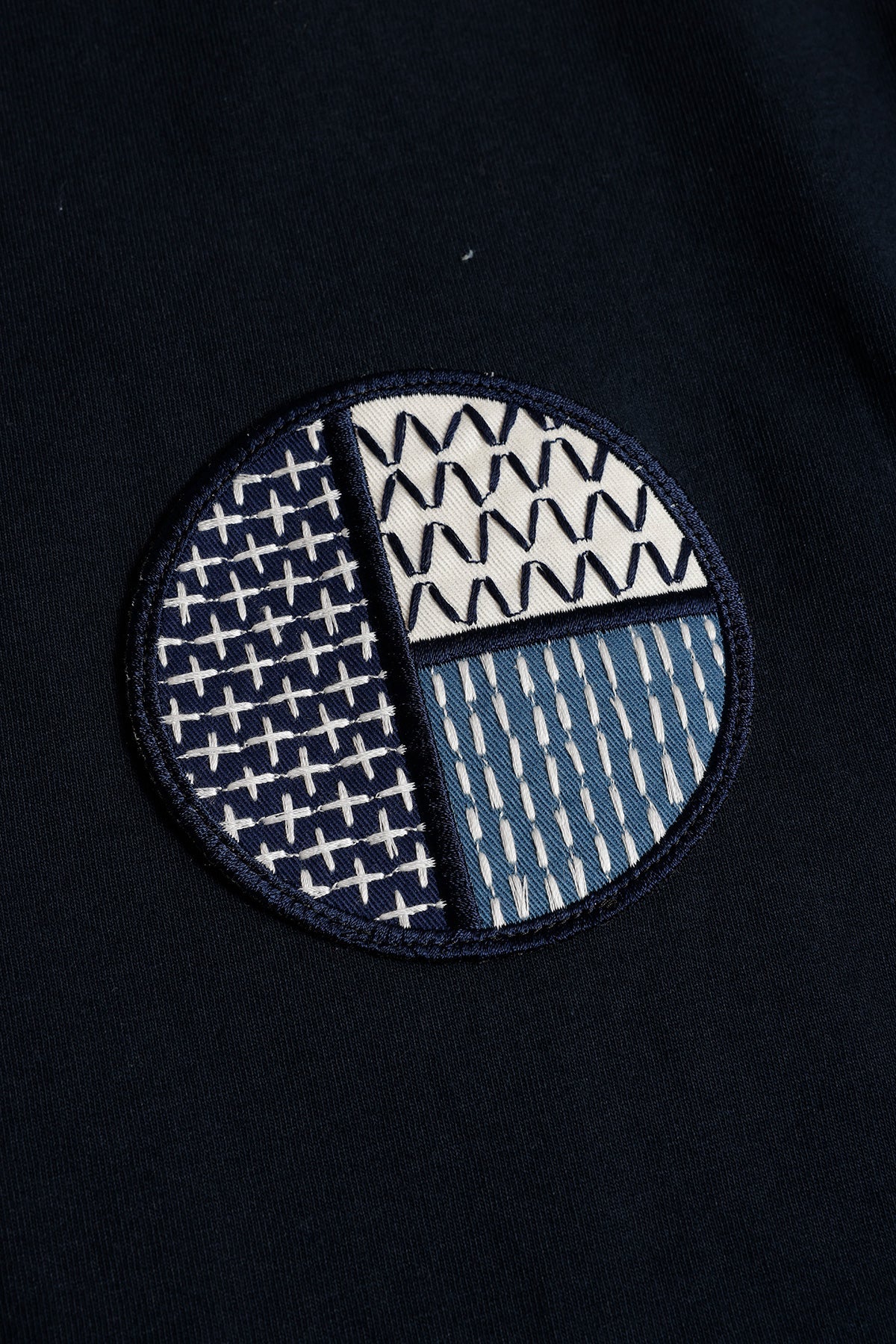CIRCLE PATCH TEE