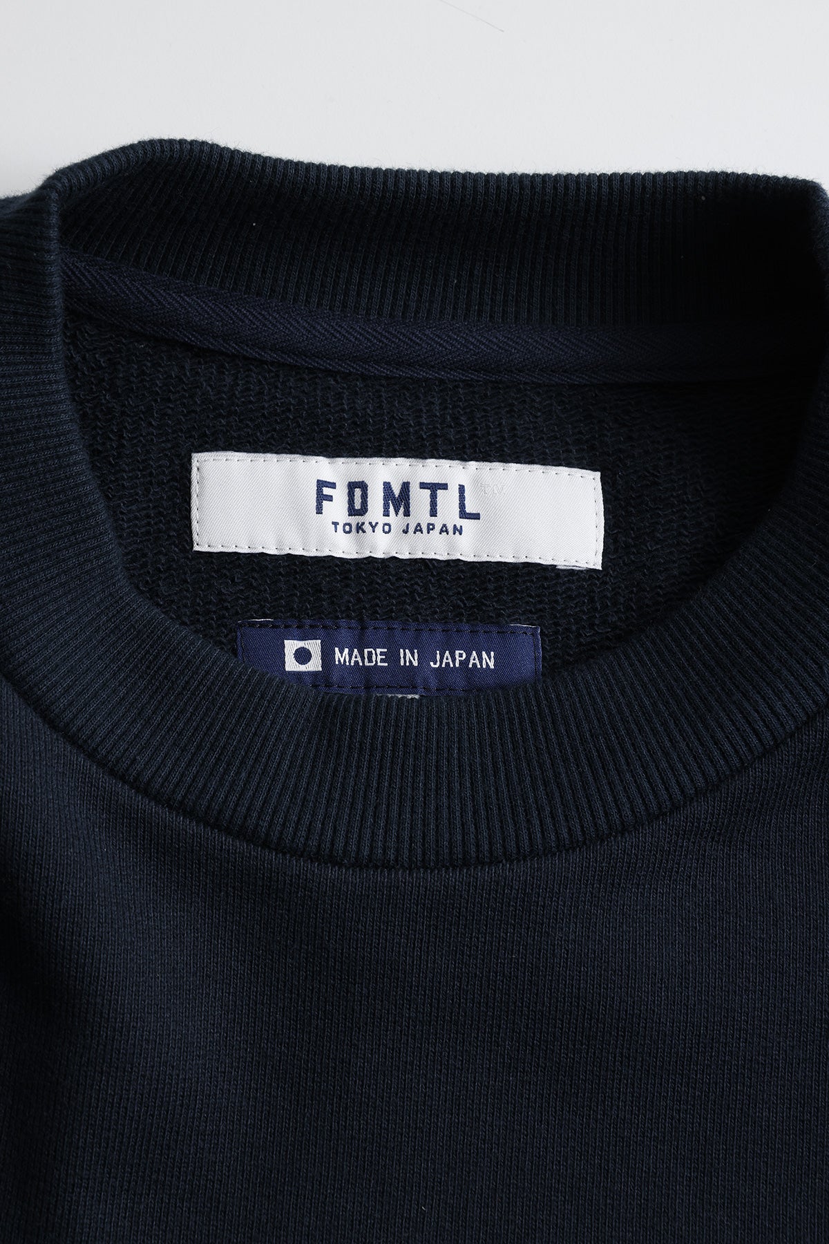 SQUARE PATCH SWEAT SHIRT