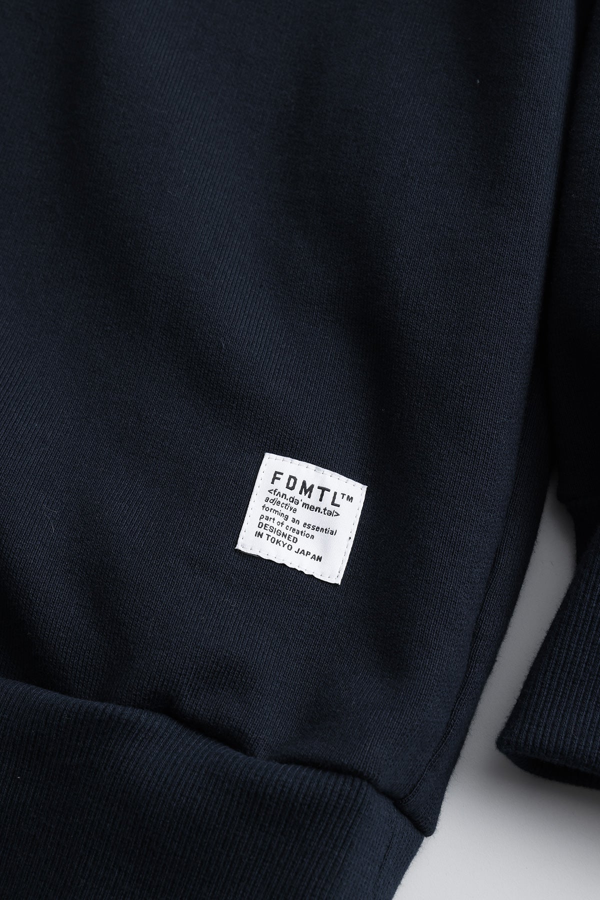 SQUARE PATCH SWEAT SHIRT