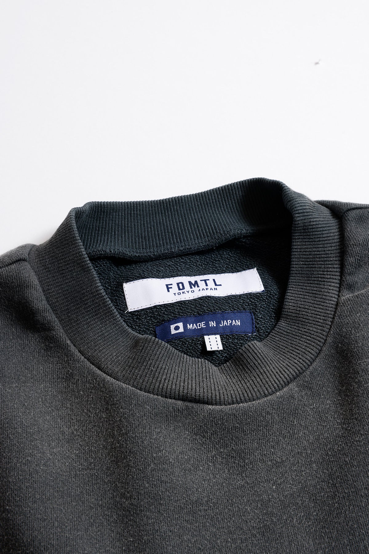 LOGO H/S SWEATSHIRT 3YR WASH