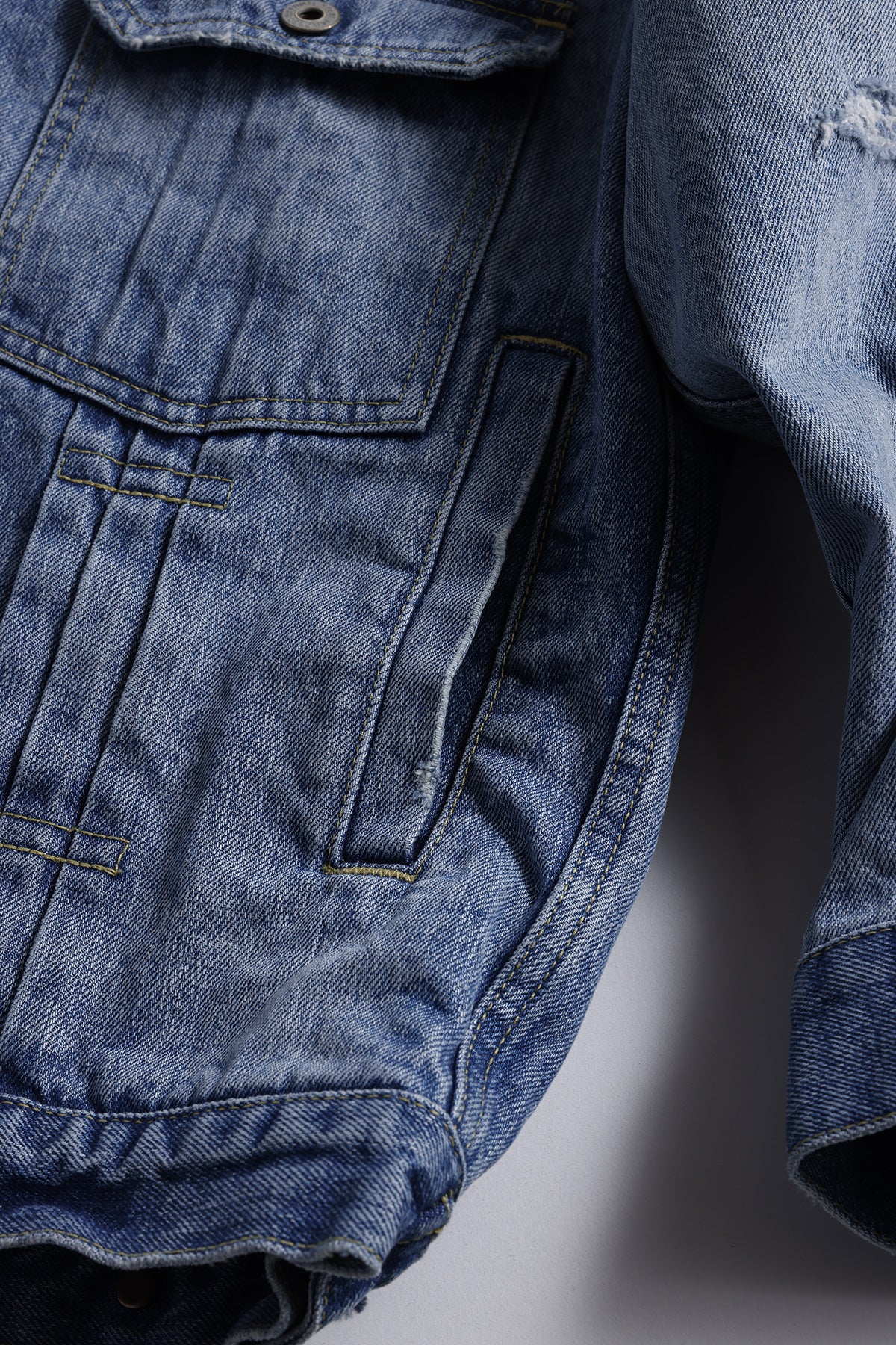 PLEATS DENIM JACKET 10YR WASH