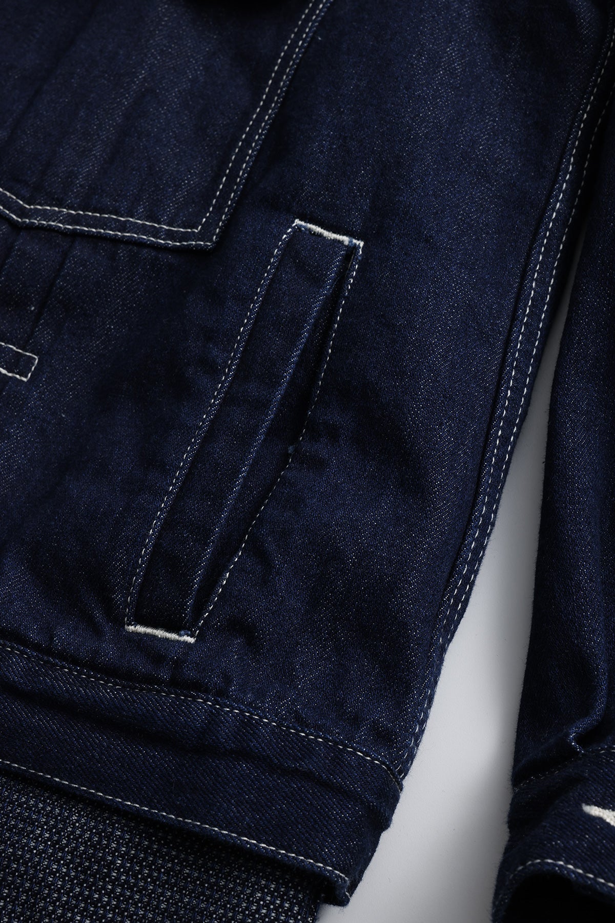 PLEATS MODS JKT RINSE