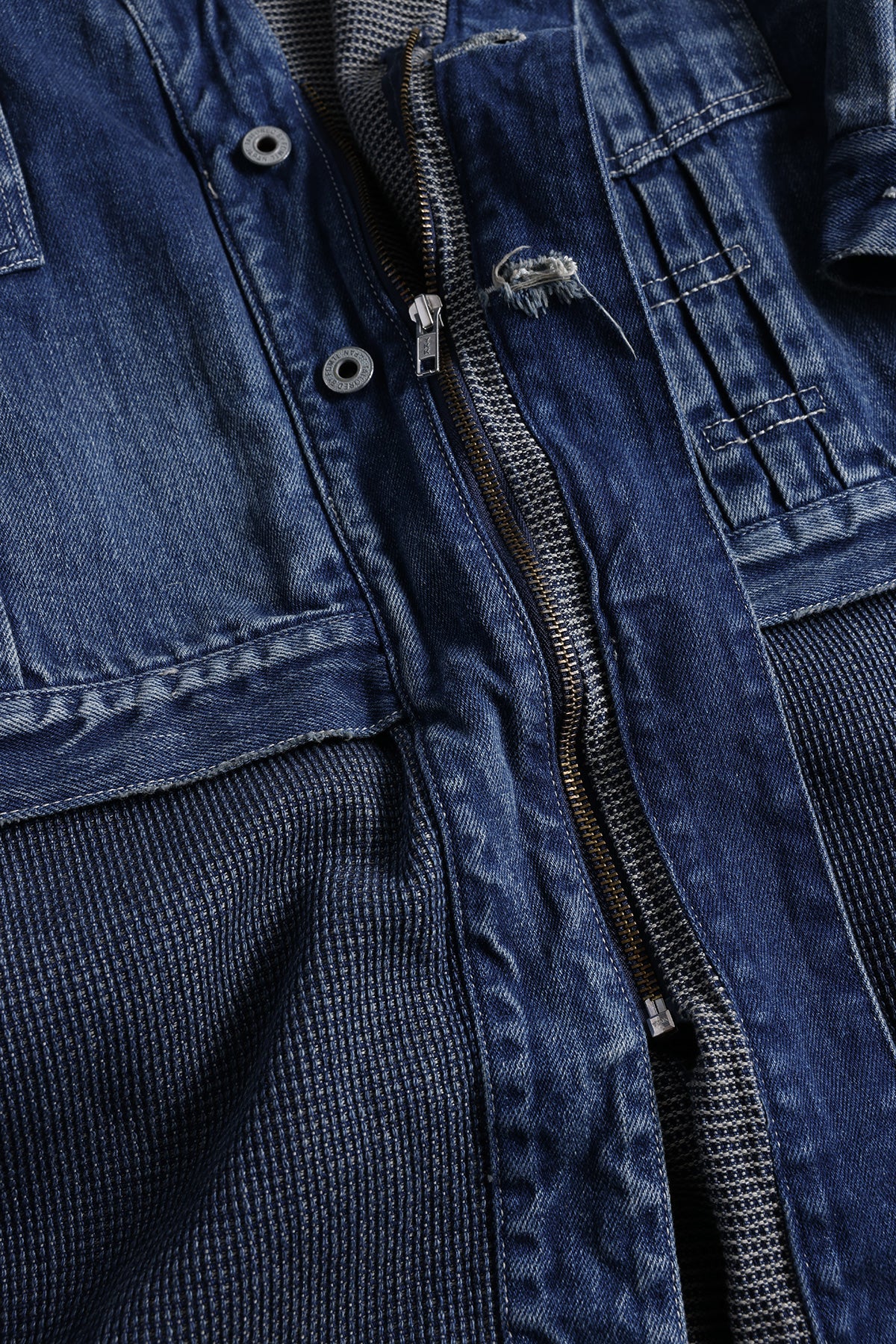 PLEATS MODS JKT 3YR WASH