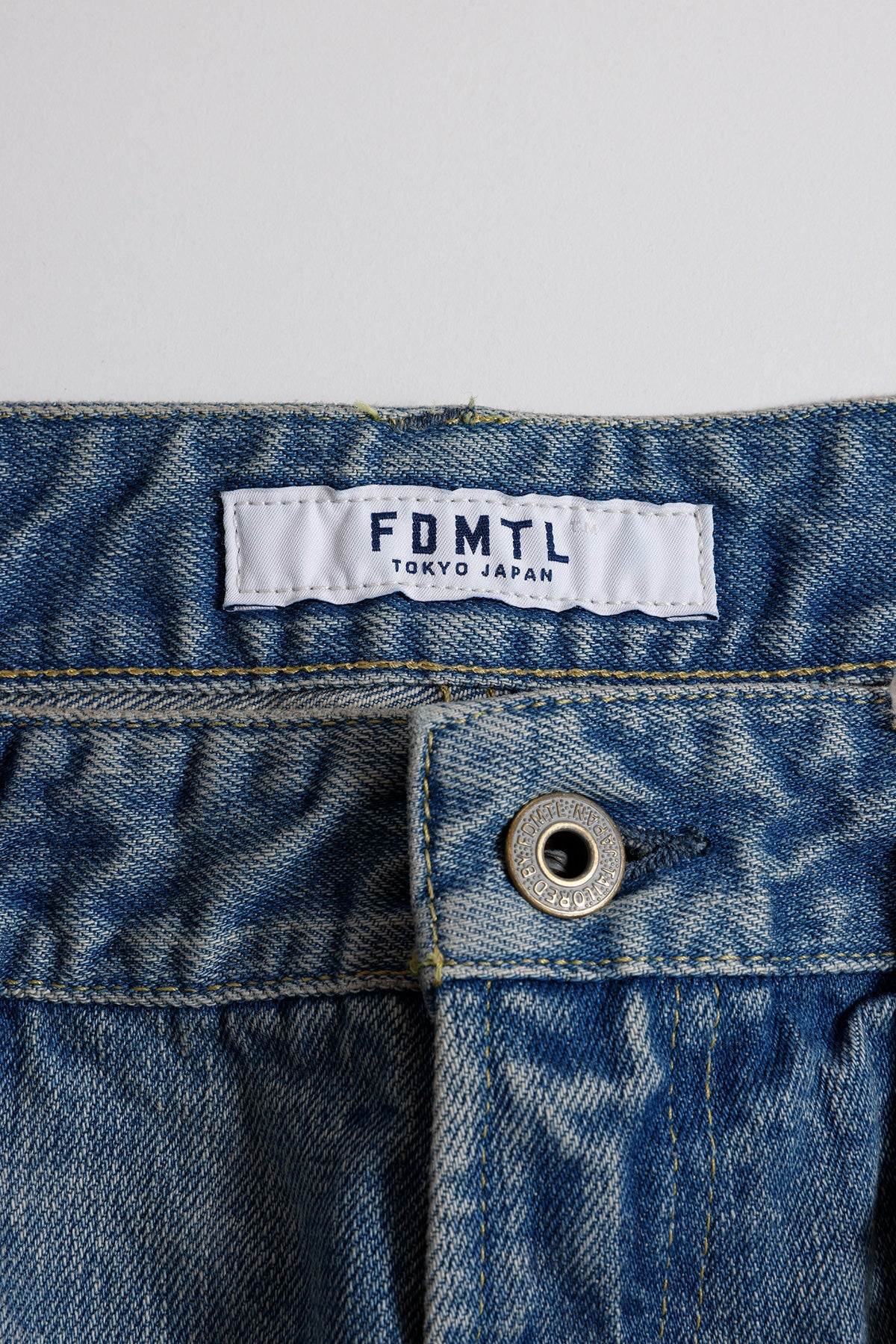 WIDE FIT DENIM CS135