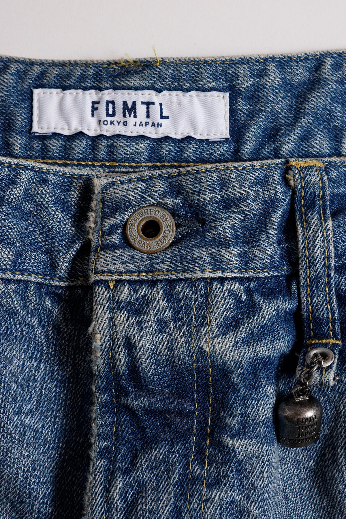 WIDE FIT DENIM CS136