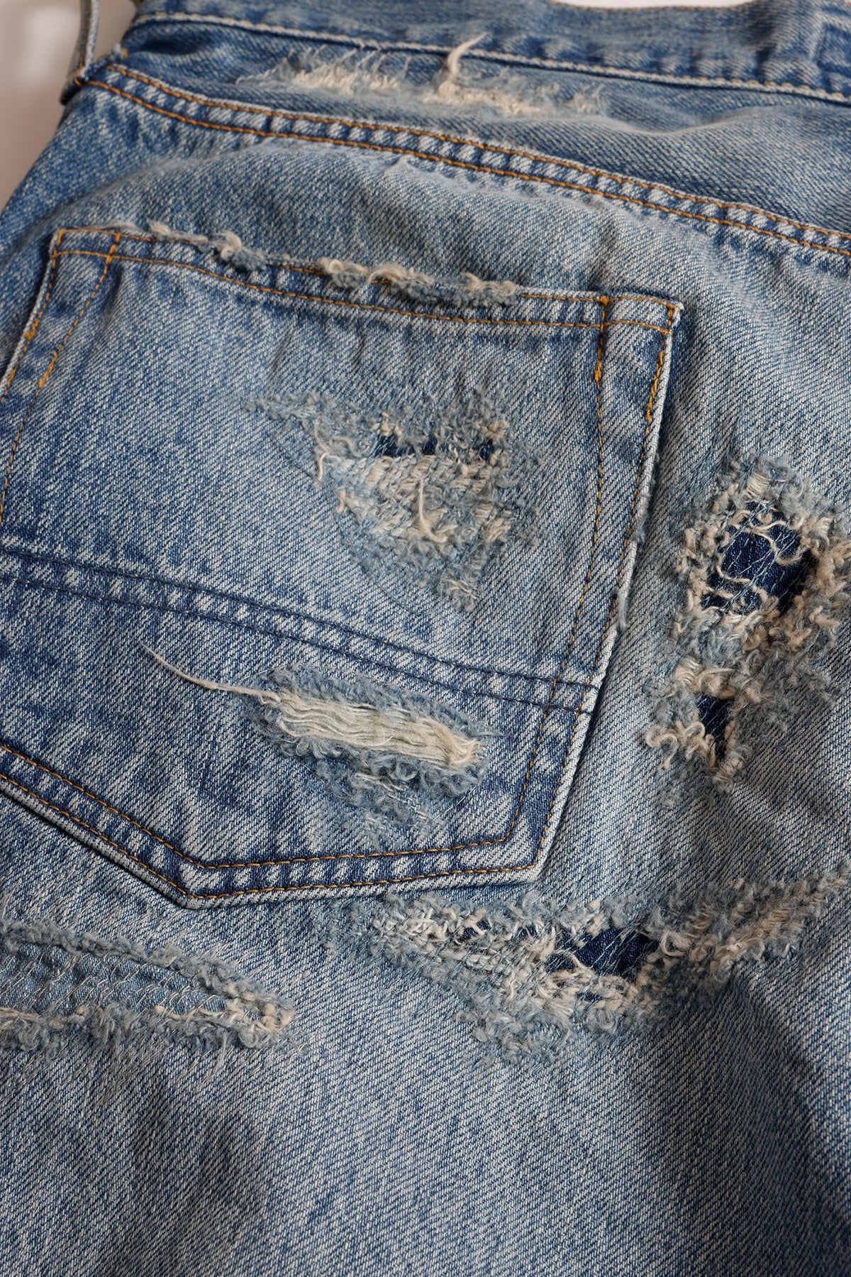 CLASSIC STRAIGHT DENIM CS136