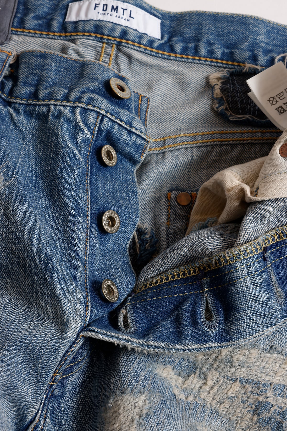 SLIM FIT DENIM CS136