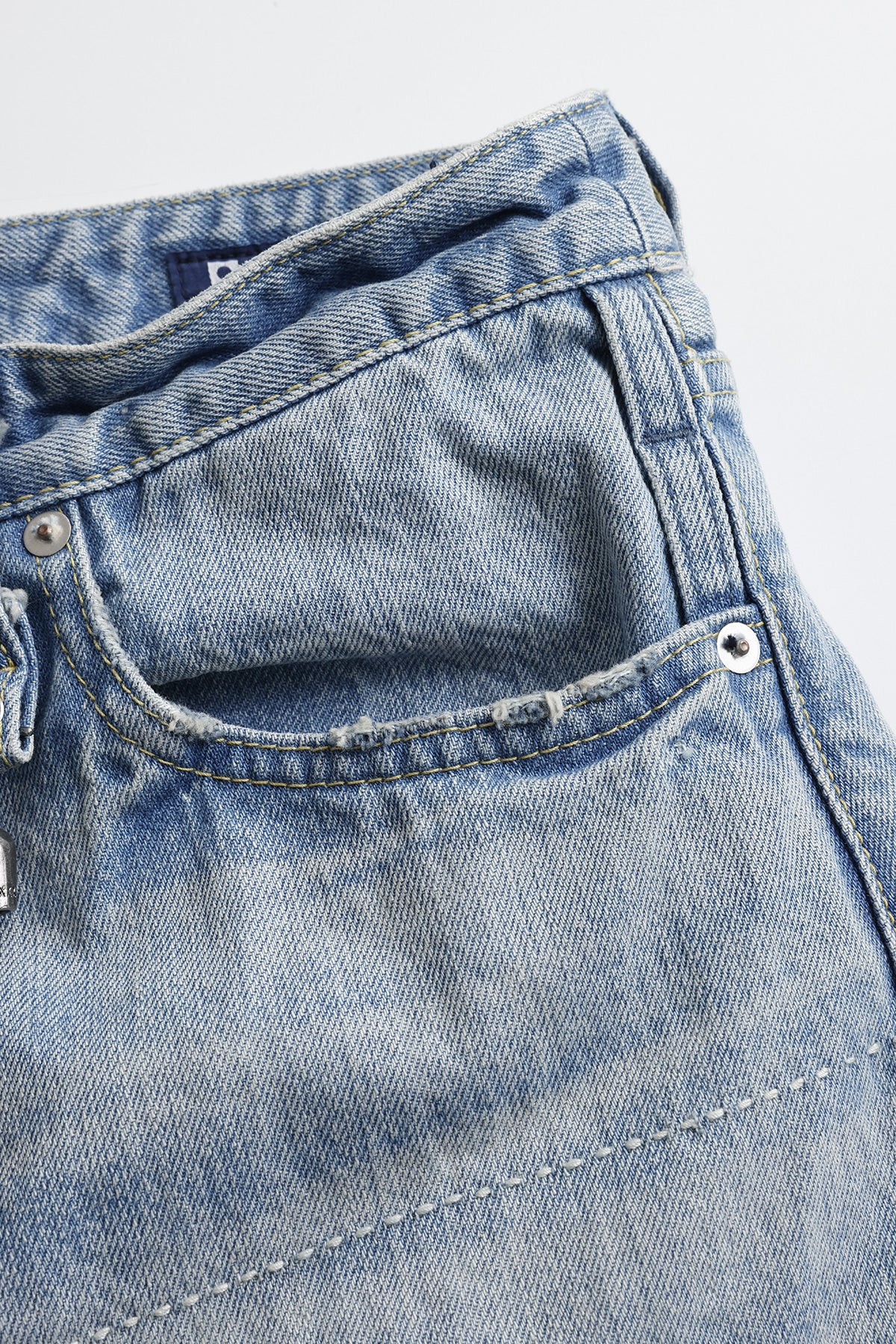 CLASSIC FIT DENIM CS141