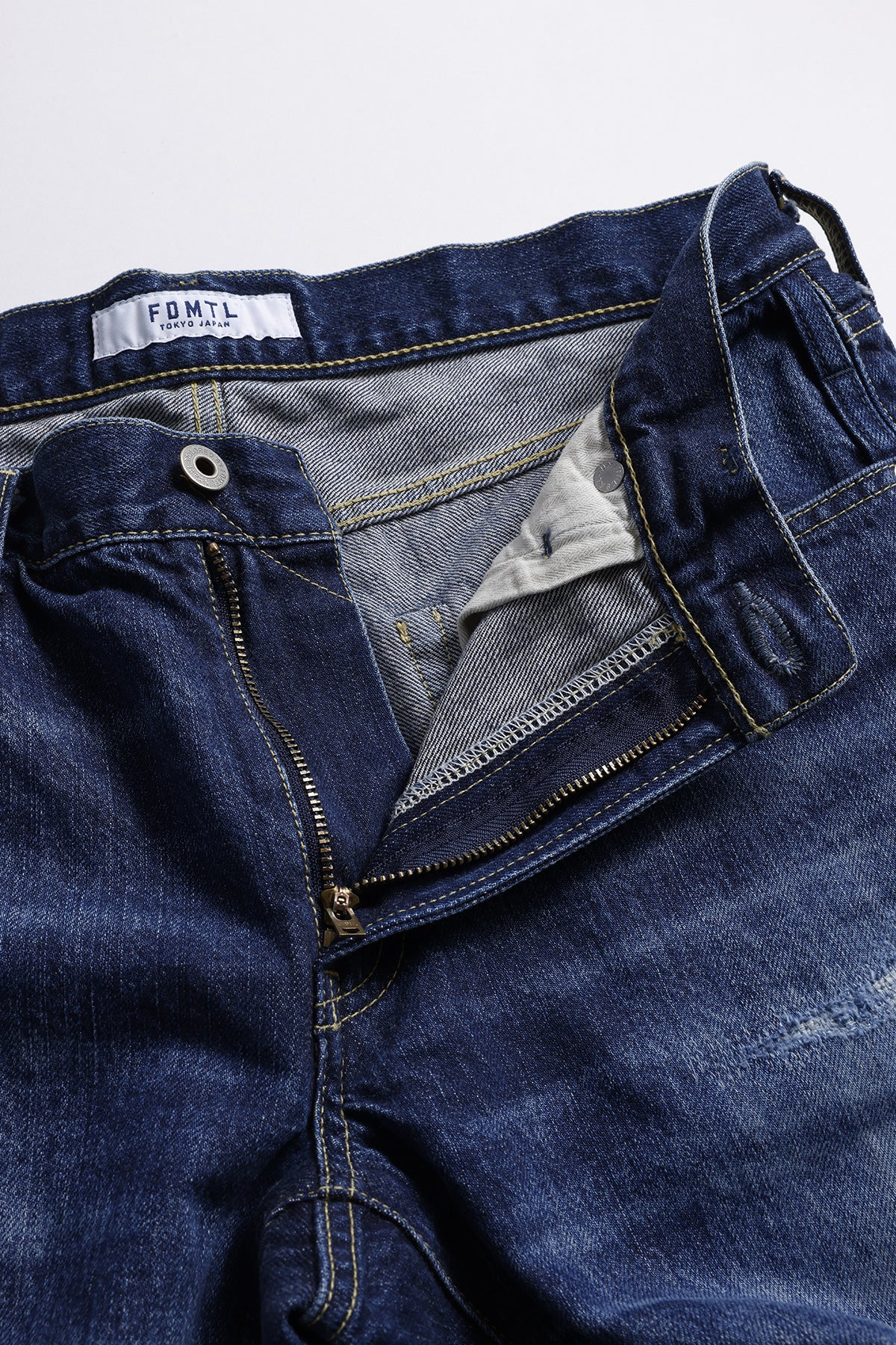 SLIM FIT DENIM CS144