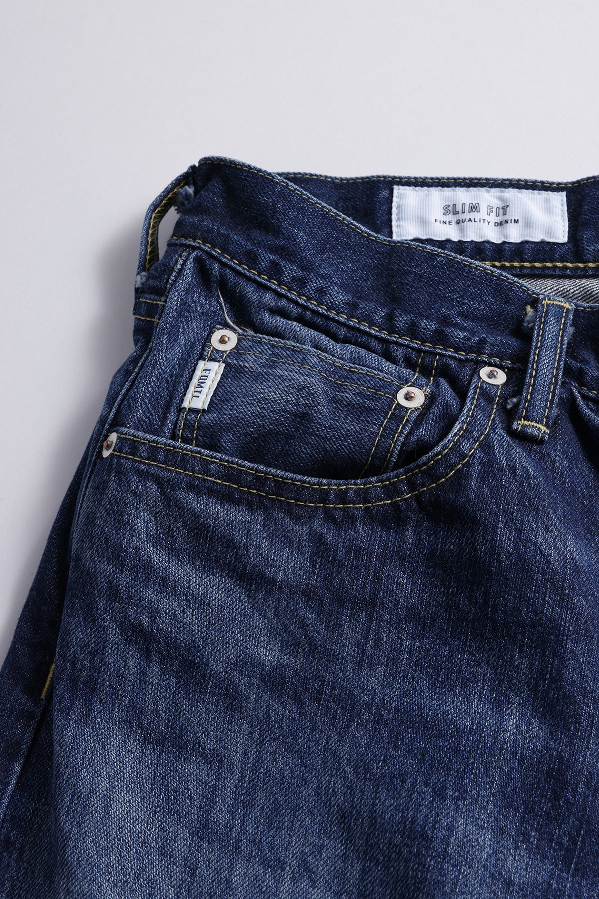 SLIM FIT DENIM CS144