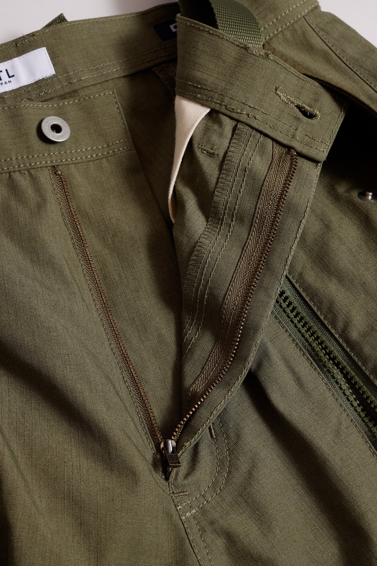 ZIP HAKAMA PANTS