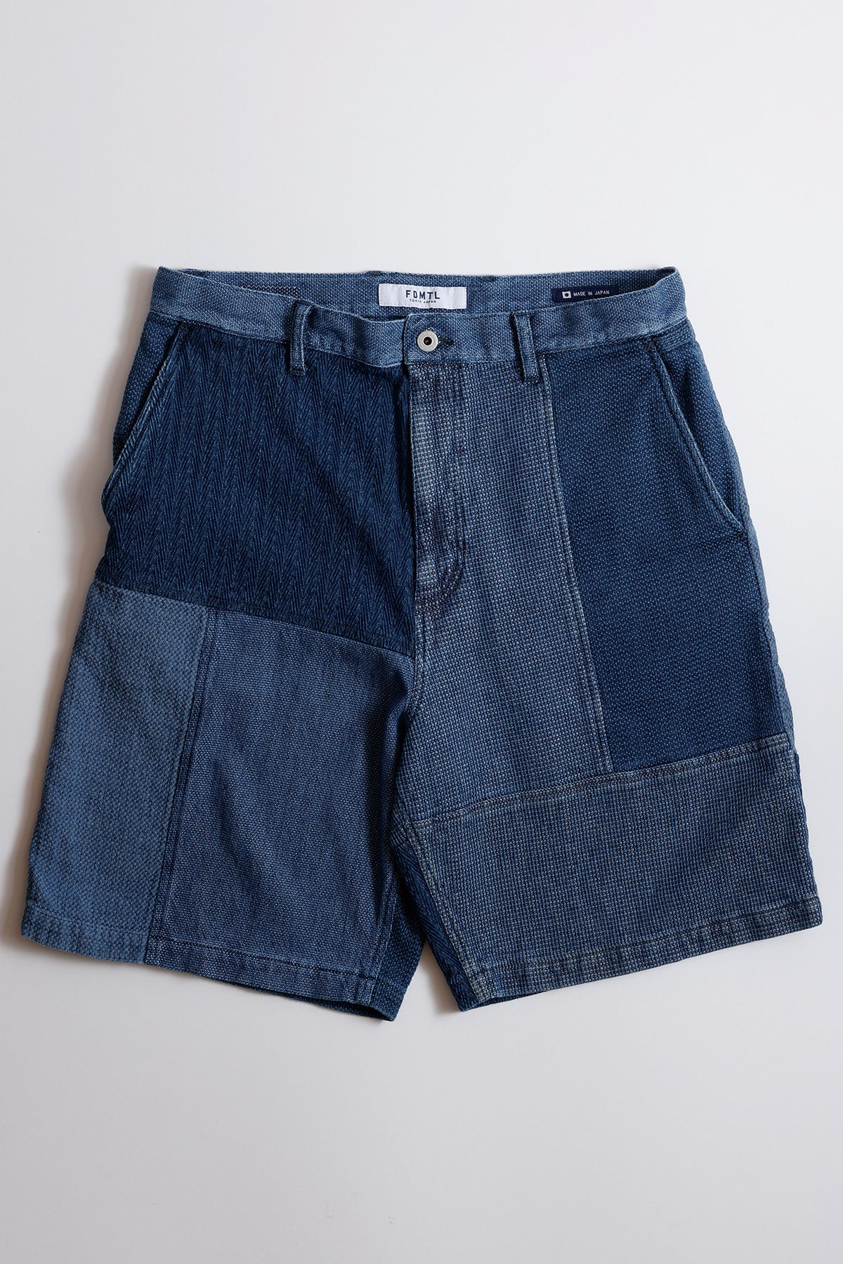 PATCHWORK SHORT PANTS 3YR WASH