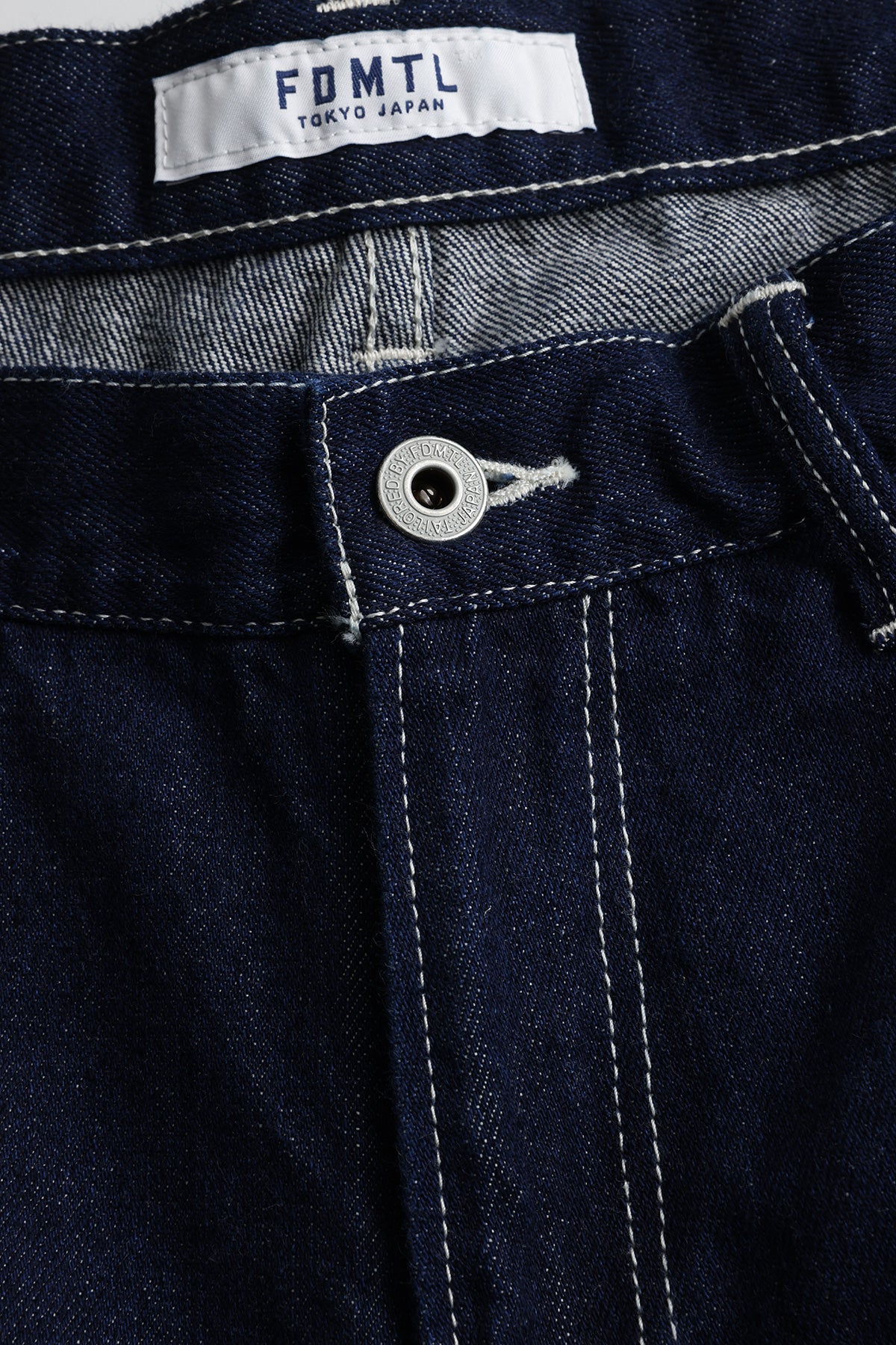 PLEATS DENIM PANTS RINSE