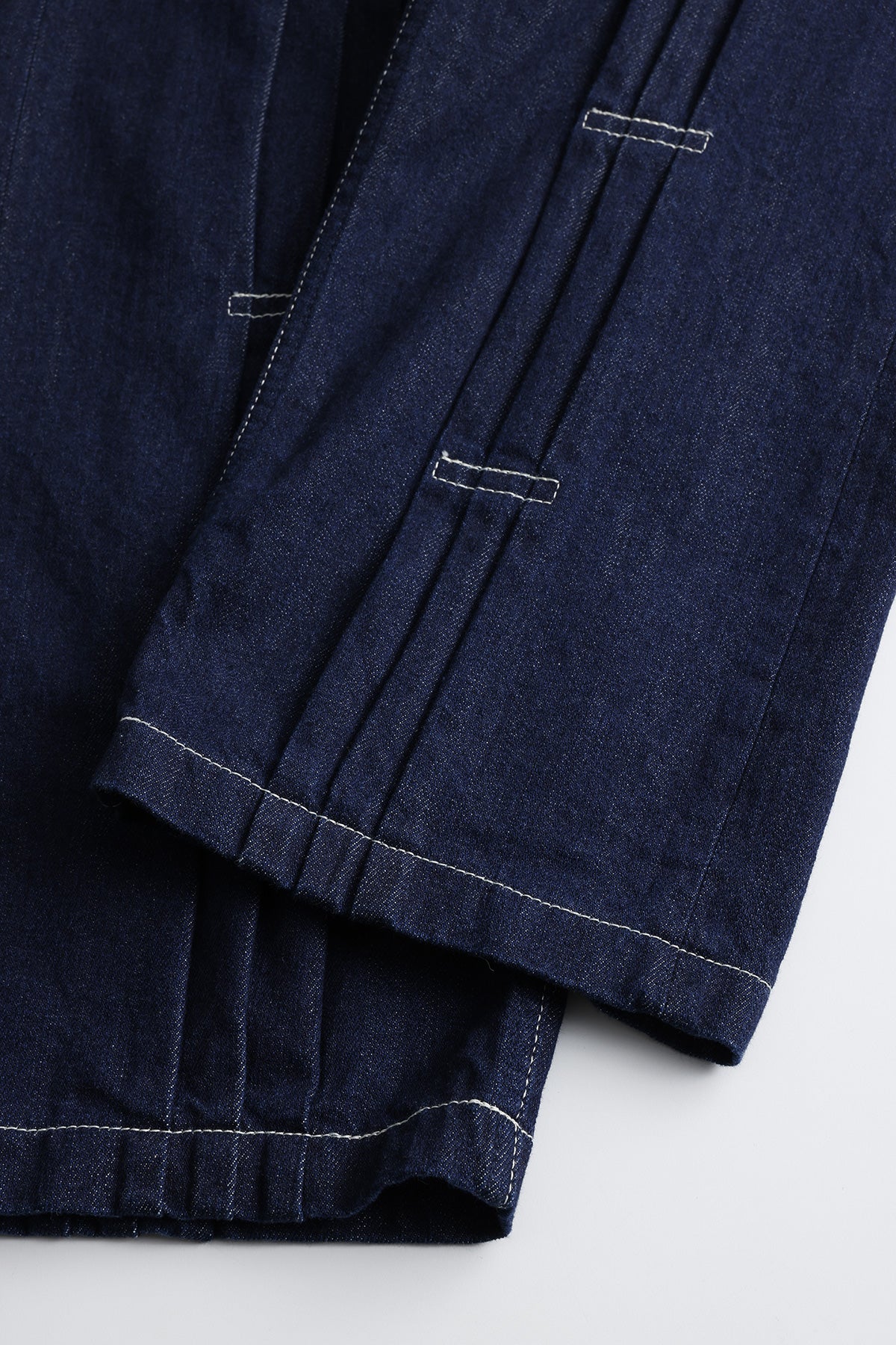 PLEATS DENIM PANTS RINSE