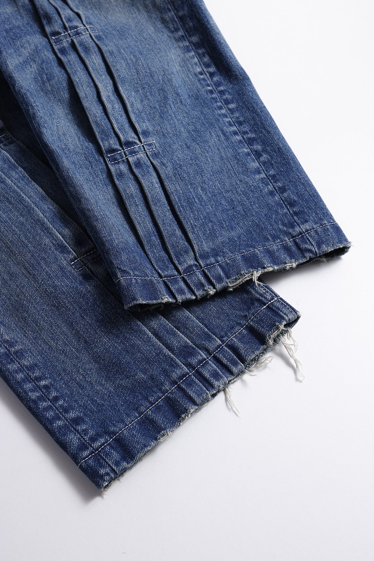 PLEATS DENIM PANTS 3YR WASH