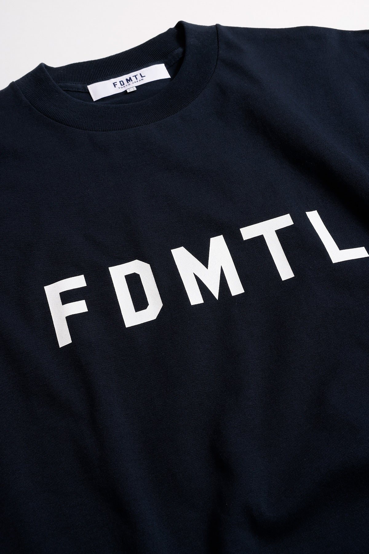 LOGO TEE