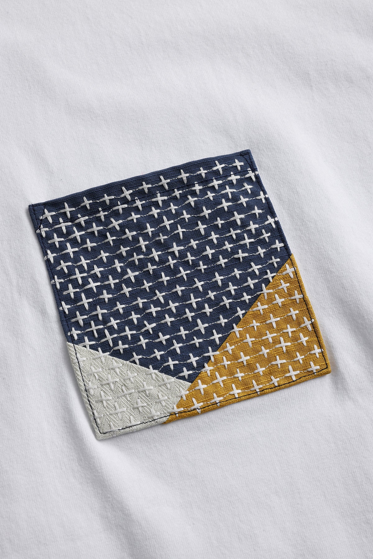 ORIGAMI TEE