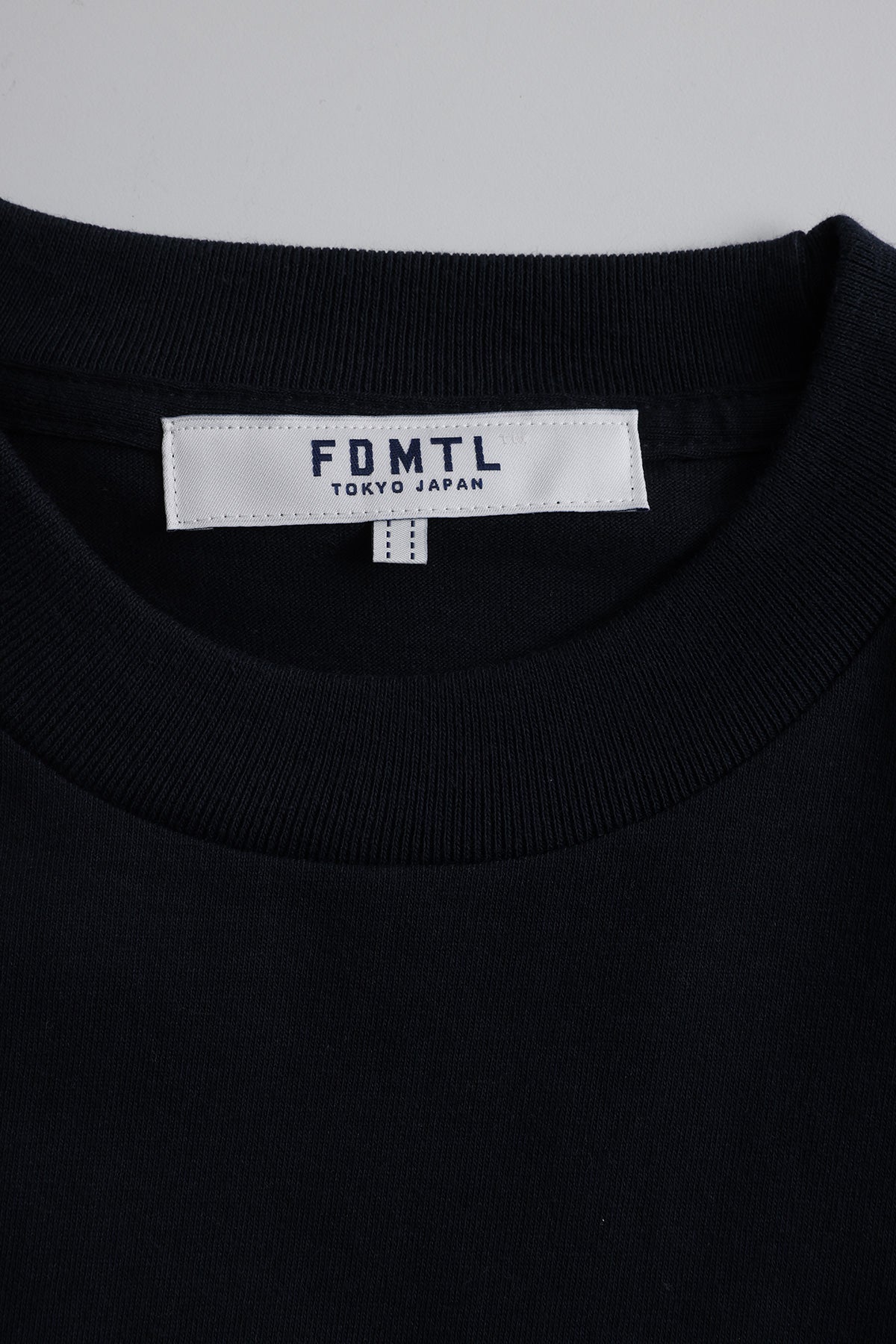 BADGES TEE