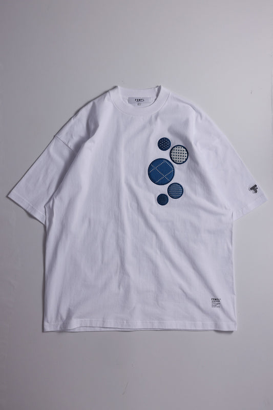 BADGES TEE