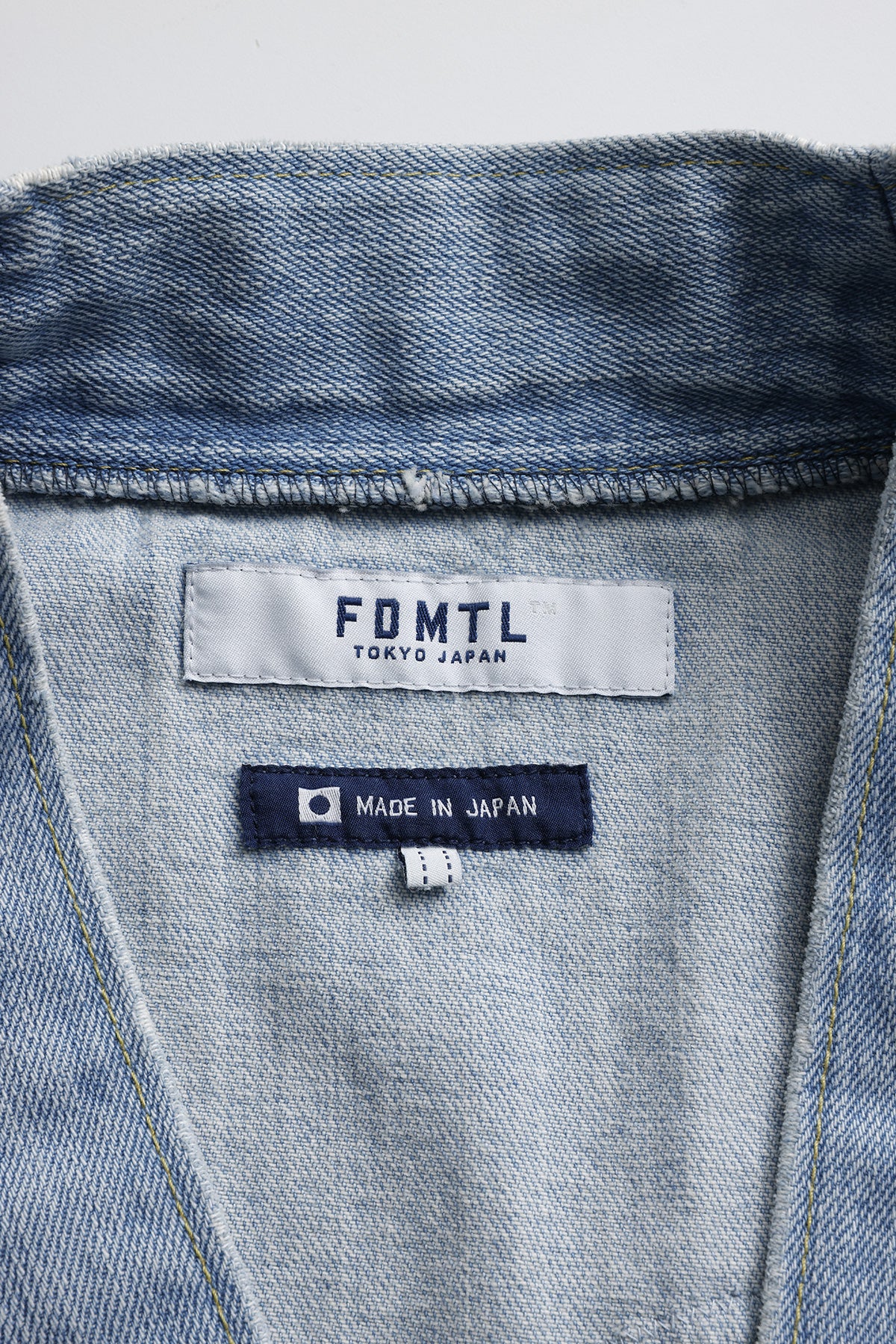 PLEATS DENIM CARDIGAN 5YR WASH