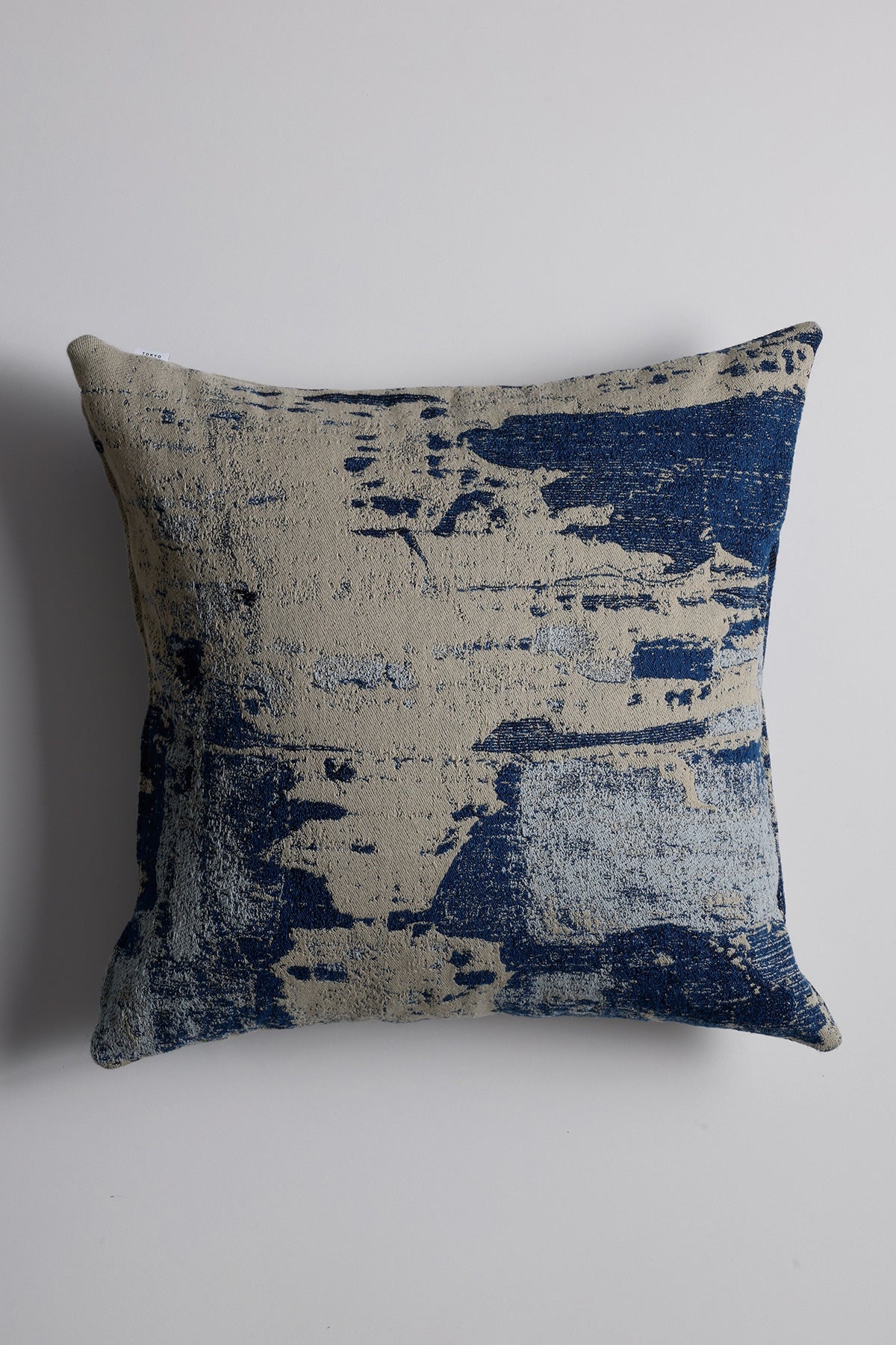 JACQUARD CUSHION COVER