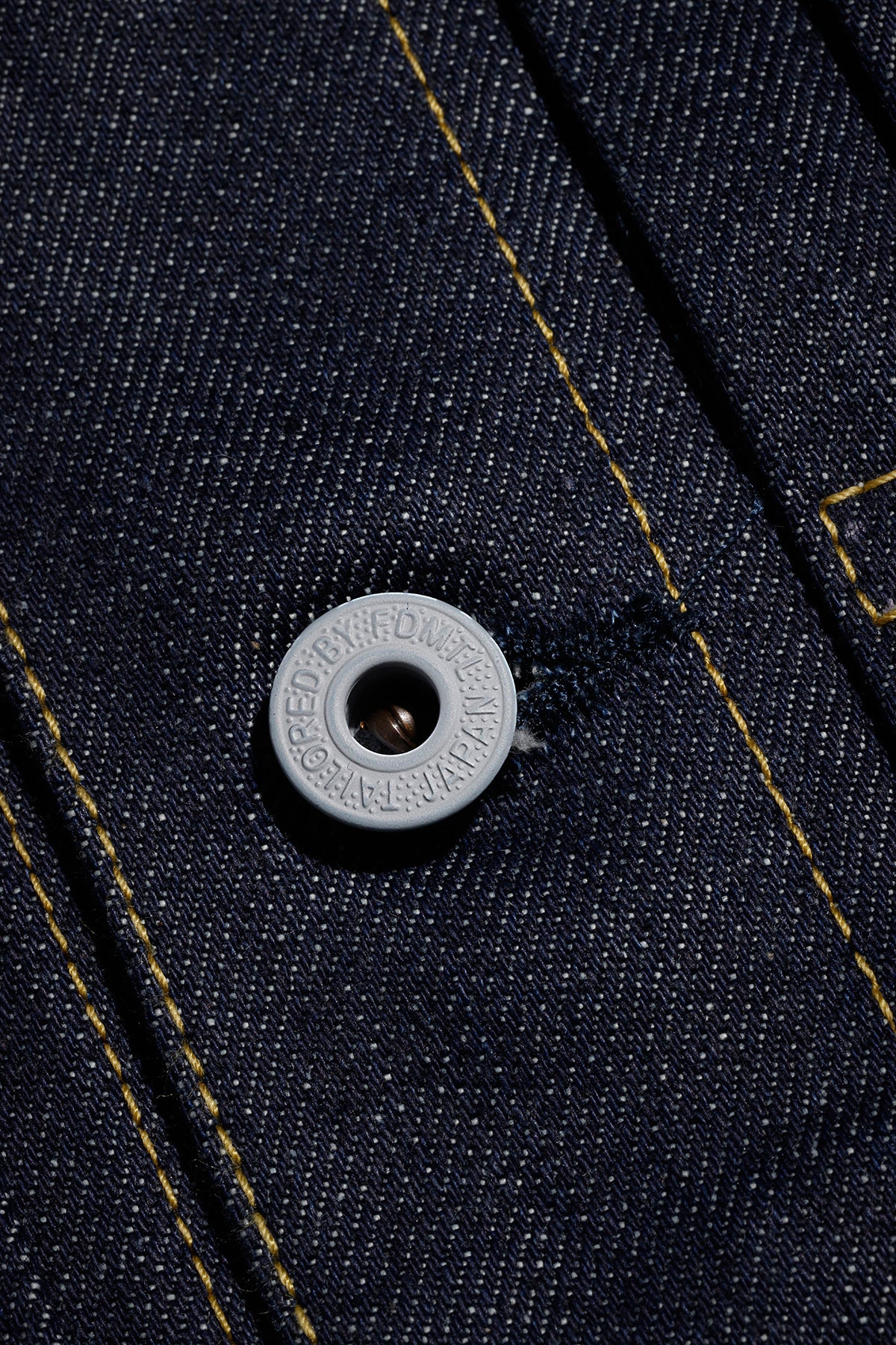 TIMELESS DENIM JACKET