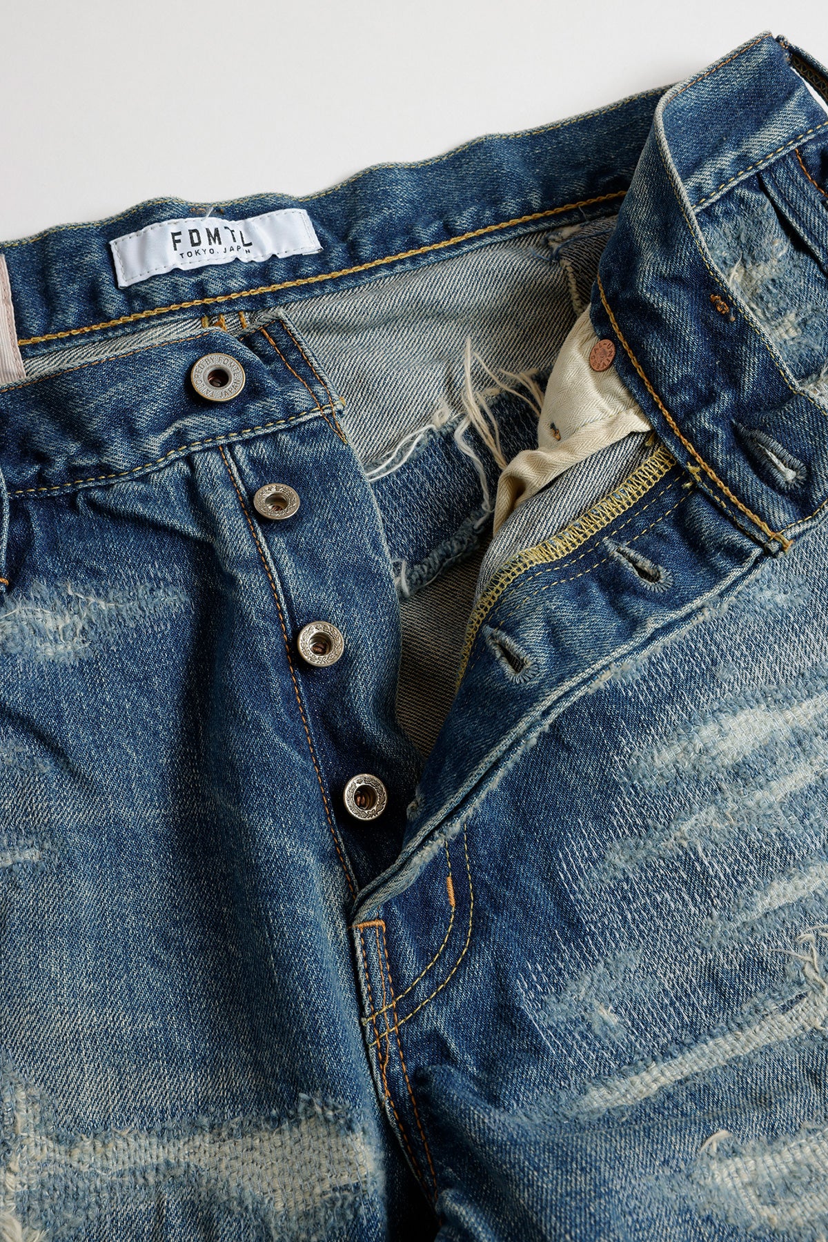 CLASSIC STRAIGHT DENIM CS117