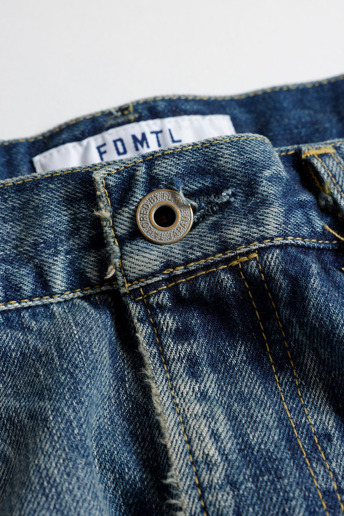 SLIM FIT DENIM CS124